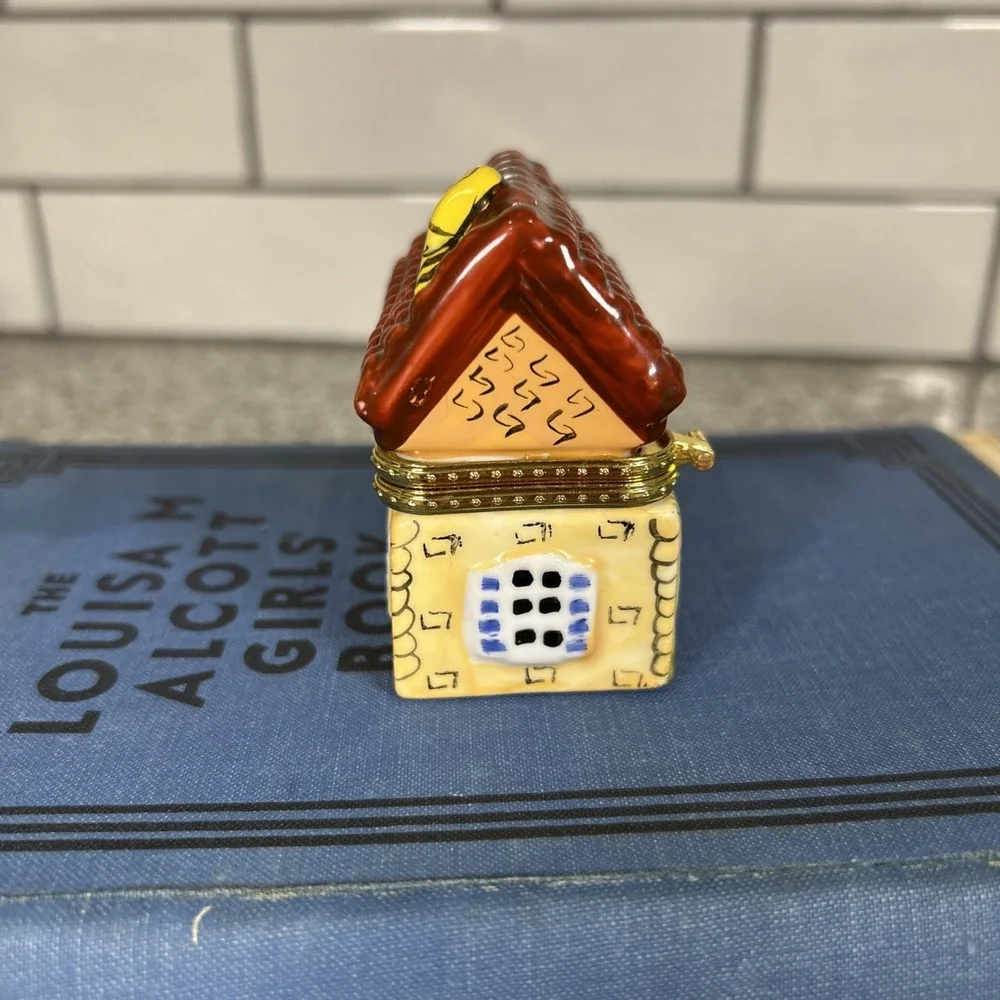 Vintage Hinged Trinket Box House Pottery Cottage